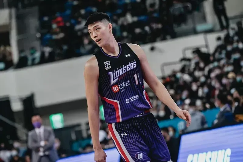 PLG前球星偷吃女球迷！鹹濕對話曝…慘遭老婆狠甩離婚　還得賠50萬