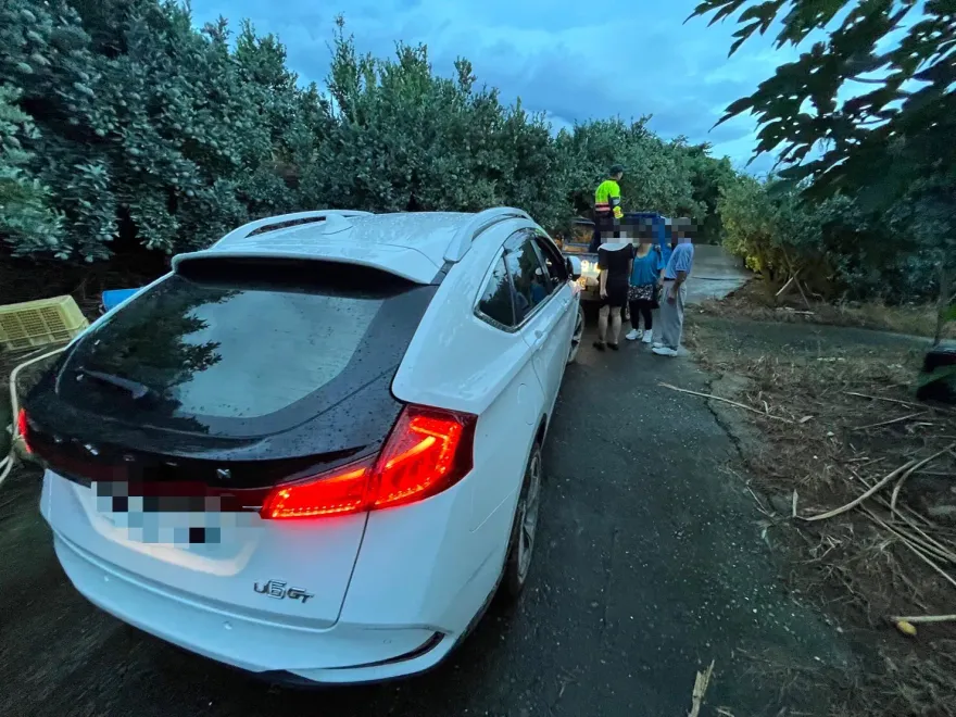 農曆7月鬼打牆！導航誤闖山區迷途40分鐘　車打滑受困嚇壞孕妻