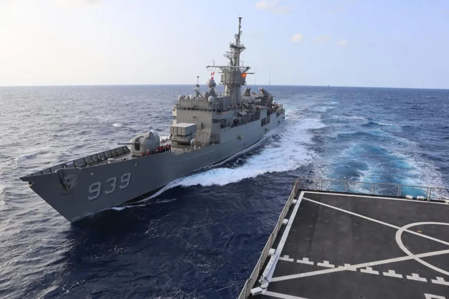 海軍靠「預推船位」監控解放軍艦？　海軍司令部回應了