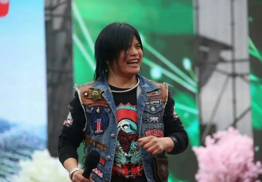 陸版《星光大道》週冠軍　網紅歌手「小伍佰」涉幫派滋事被拘