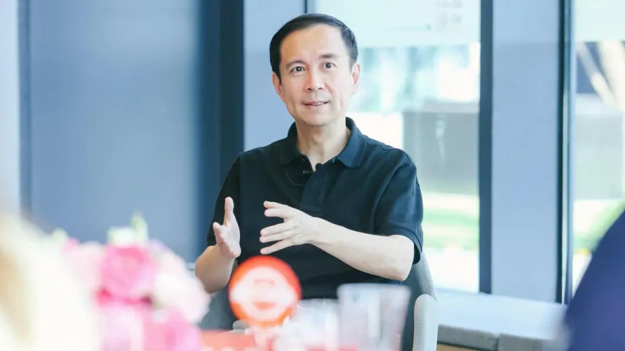 連阿里雲都不要！張勇突「全退」阿里巴巴　蔡崇信出任集團主席