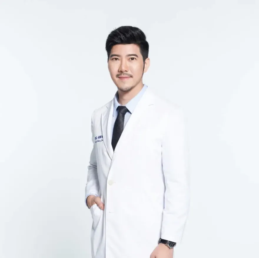 最帥牙醫「白血球飆高」、高燒39.7℃　太累病倒住院3天