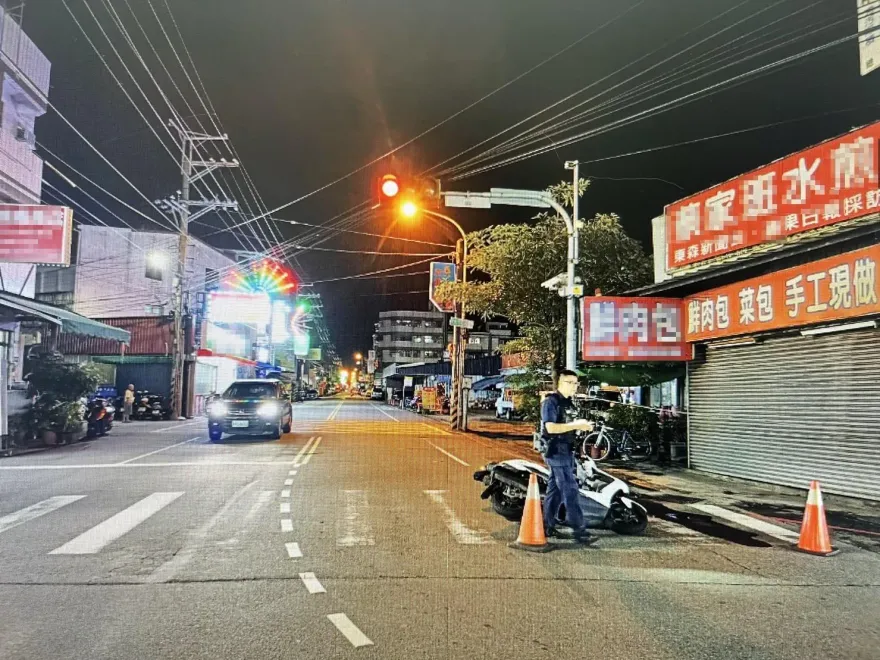 影/台中酒駕鬼切擊落無辜騎士　他醉趴「親吻路面」嚇壞路人