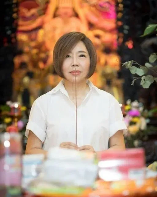 被酸身體「物理性」黏緊緊賴清德！于美人回嗆吳沛憶：沈淪得如此迅速