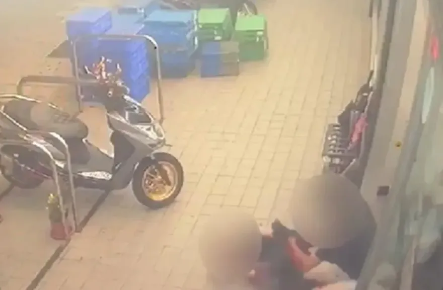 快訊/高雄恐怖前男友砍殺女子30刀！違反保護令衝超商行兇　目前在逃中