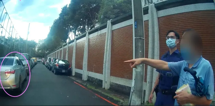 影/翁赴殯儀館「卡到陰」完全斷片　街頭鬼打牆2小時找不到愛車