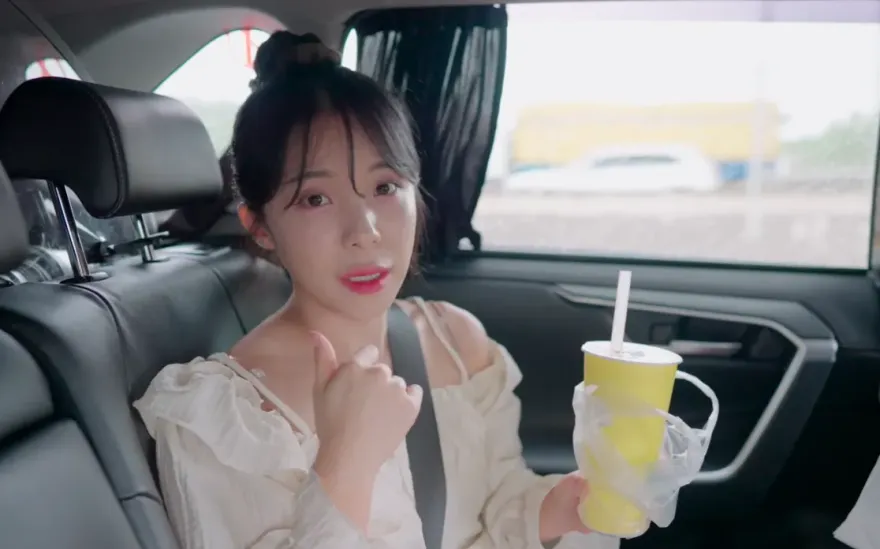 影/李多慧最愛的飲料是這款！還大讚台灣威士忌種類多又便宜