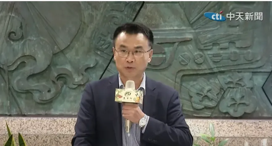 龜縮神隱5天…陳吉仲終出面開記者會回應進口蛋爭議　媒體人轟：想保官位