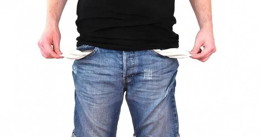 總是留不住錢？8大「召喚窮神」壞習慣　命理師：影響深遠