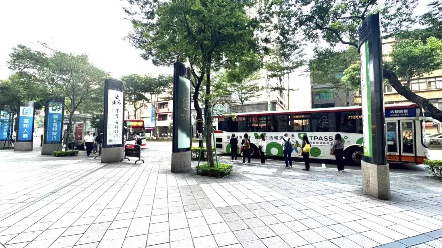 不想再遲到！桃園協調加開國道客運班次　4策略助交通部解決問題