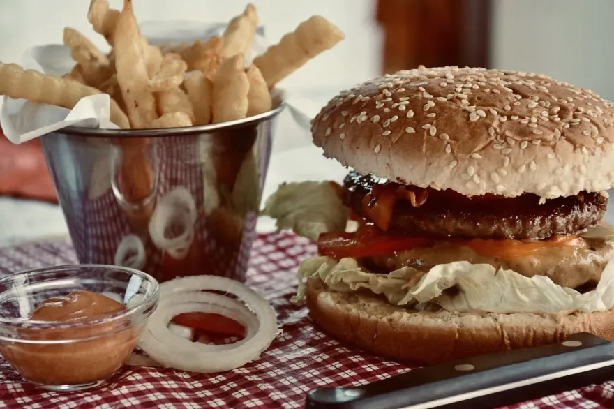 父女籠屍案3/爭撫養權失敗！竟自製籠子奪愛女命　赴黃泉前還帶去吃速食