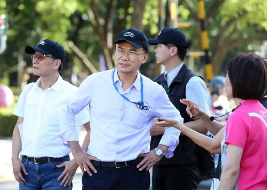 陳吉仲請辭並非假消息！媒體人洩「原先設定」：他要華麗轉身