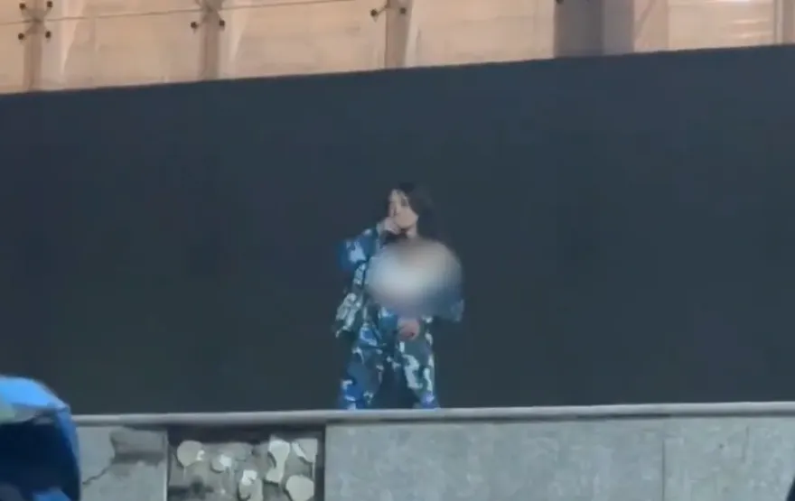 影/火辣女大生軍訓課熱舞「UU整顆彈出來」繼續跳！網暴動喊「好騷」　這間科大嚇到先喊冤