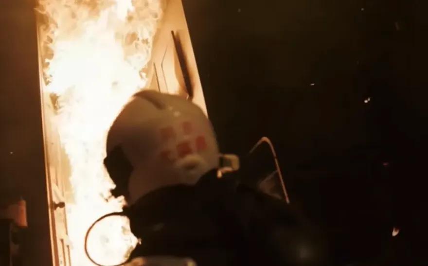 屏東高爾夫球具廠大爆炸/「消防員殺手」閃燃有多致命？專家曝5恐怖形式：見1徵兆只能快逃