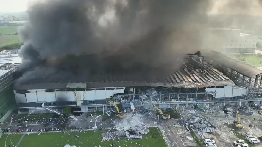 屏東「明揚國際」爆炸成廢墟！母公司明安國際為知名高球大廠…年營收35億