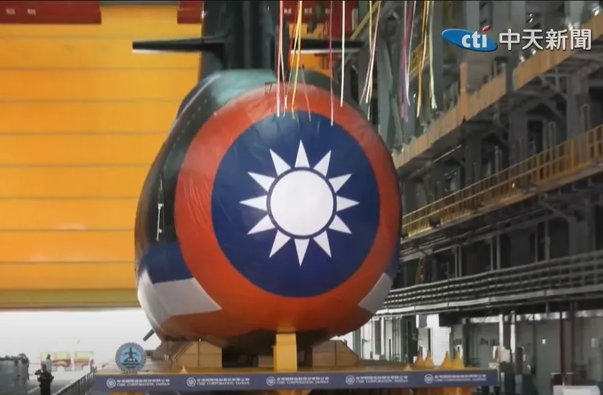 哪來的勇氣？海鯤號交艦跳票　顧立雄坦言太樂觀　綠委也搖頭