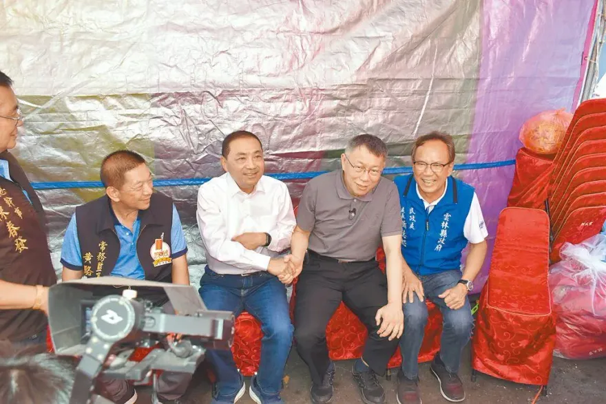 8成網友不忍了！高喊韓國瑜快出手協調藍白合　最新網路民調太震撼