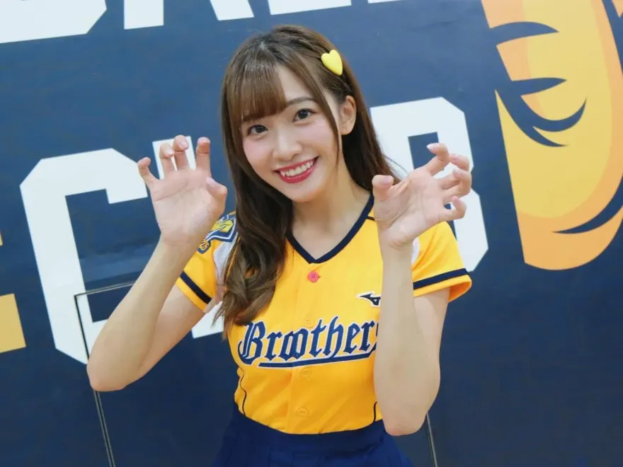 獲封「峮峮接班人」！冼迪琦來台發展5年…女團畢業轉戰啦啦隊