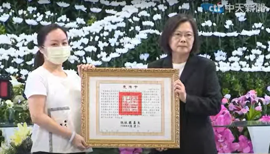 明揚殉職4勇消今聯合公祭　總統頒褒揚令、家屬控縣府未給真相