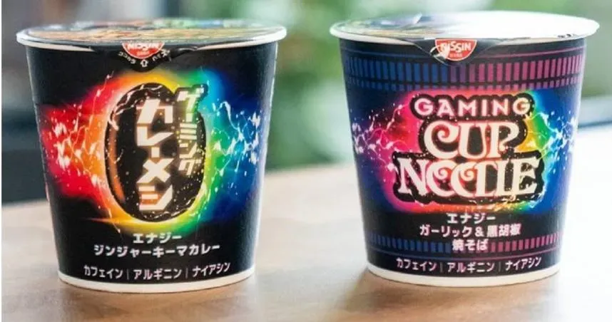 日清推奇特「電競炒泡麵」　他好奇吃買來吃後「完全睡不著」