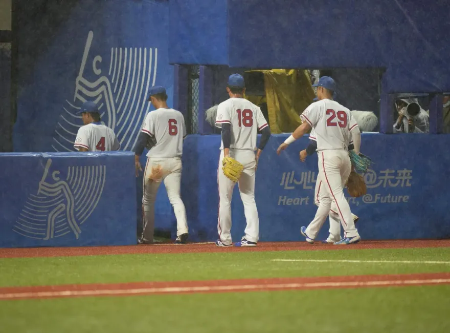 杭州亞運/雨神攪局打不成金牌戰怎麼辦？中華「不戰奪金」　韓國球員當兵去