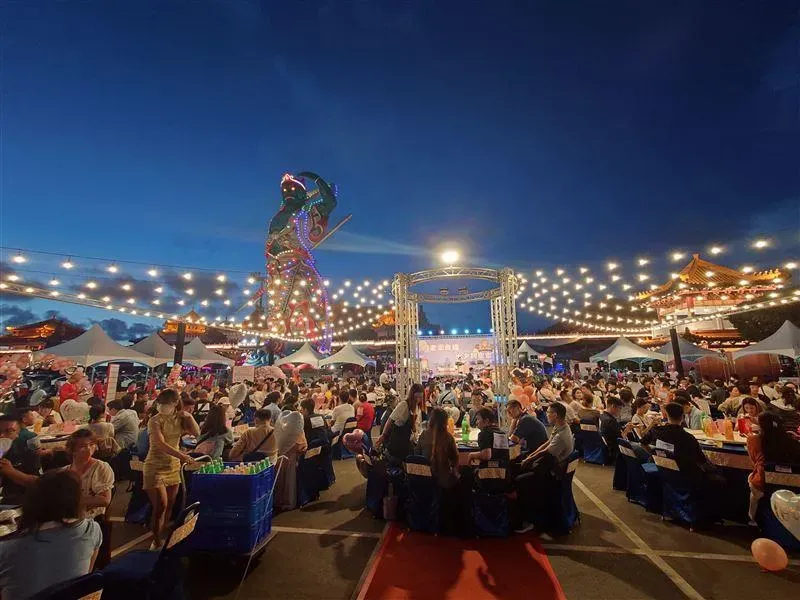 又要光棍1年！台南聖母廟單身聯誼「7分鐘滿額」大當機　老闆、醫師都報名