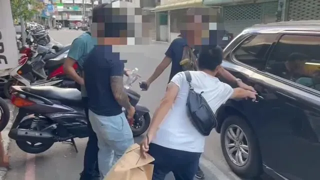 快訊/「遙控點火」燒軍品店！「背包狂人」創辦人深夜收押禁見