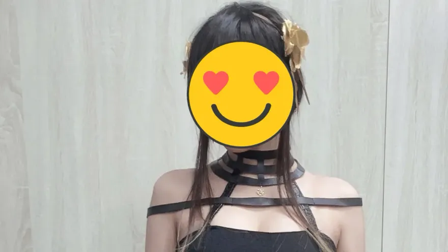 真人版約兒、血小板電暈粉絲！美女直播主cosplay狂吸動漫迷朝聖