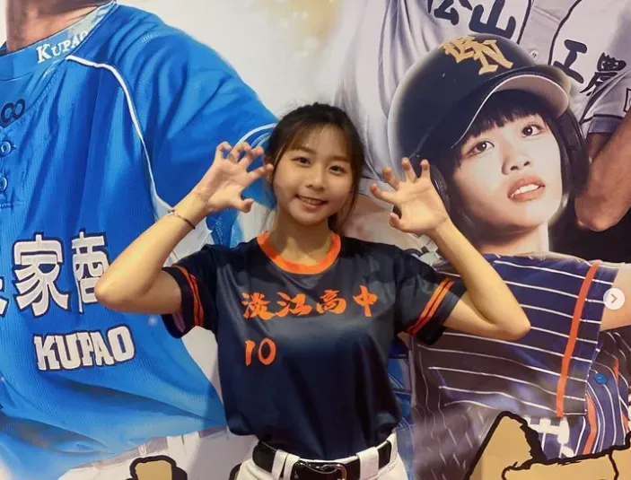 真的有淡江汪以馨！台鋼啦啦隊30正妹練習生公開　拚正選名單決賽時間曝