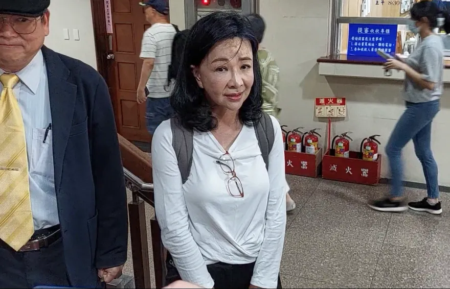 快訊/求償2000萬元！周玉蔻誹謗滾床單案二度開庭　張淑娟怒嗆：逐出媒體界！