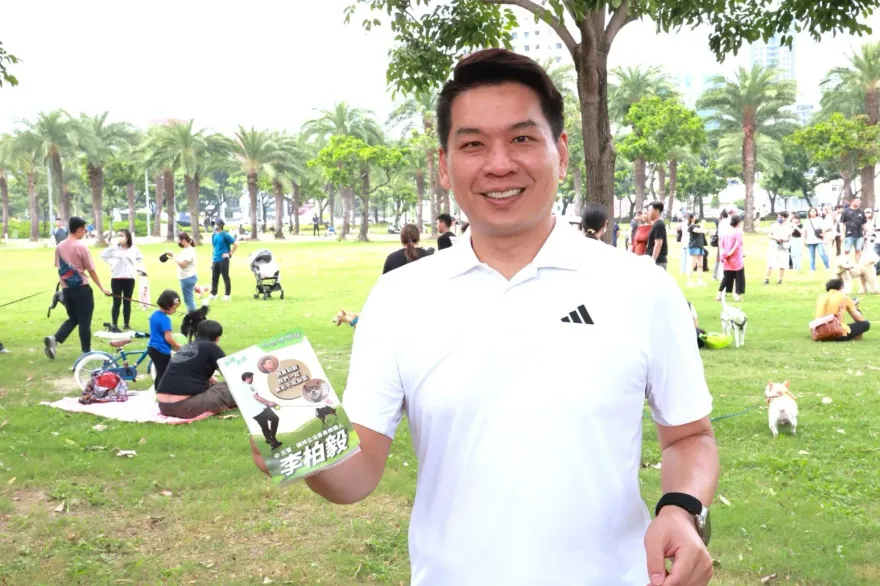 李柏毅和辣妹「啾咪」照稱是友人女兒　3辣照再流出網紅IG急關閉