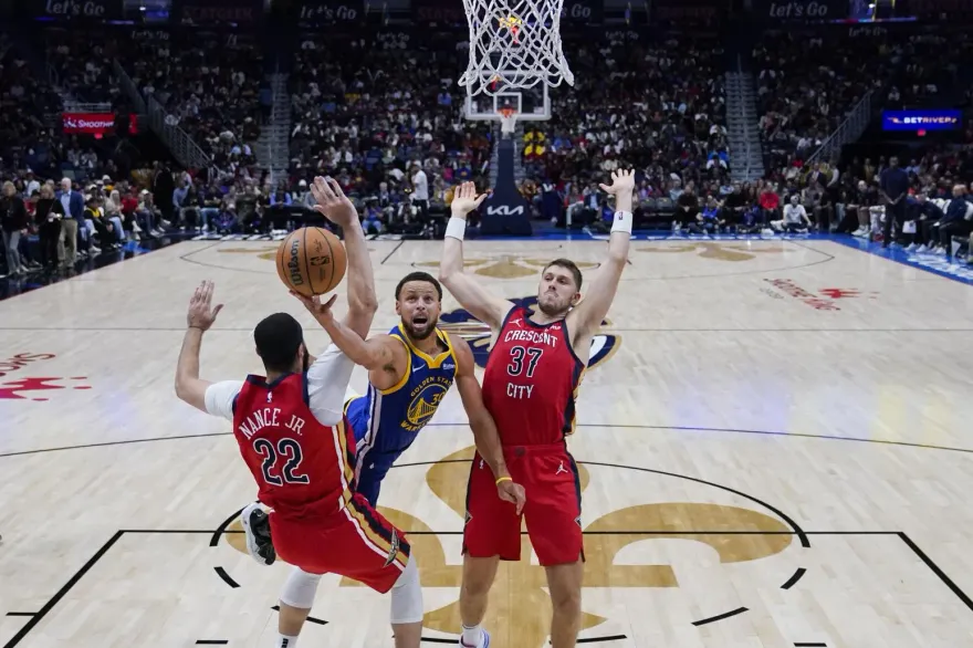 影/猛到爆！柯瑞再轟42分　開季投籃三圍總和是恐怖的195