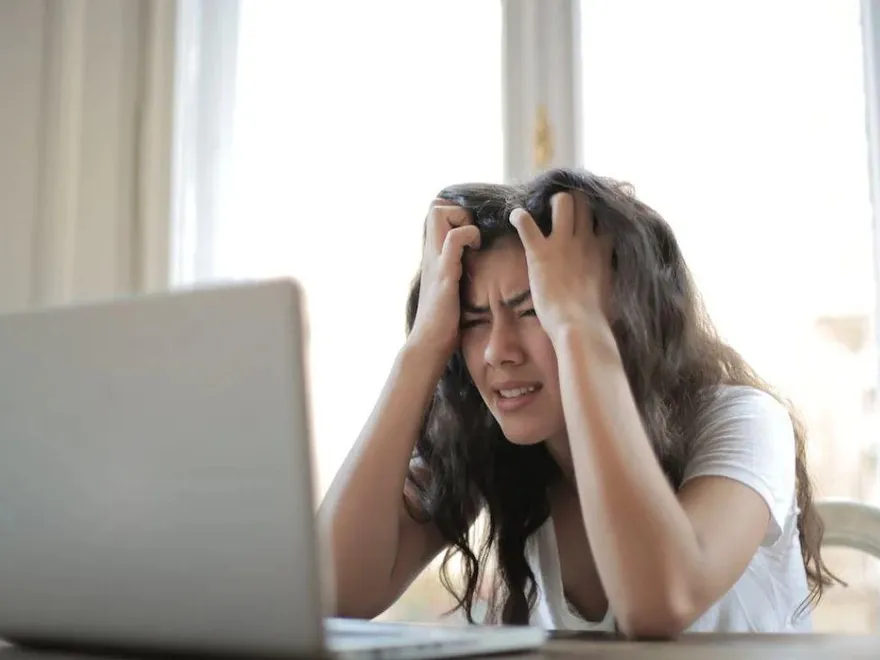 賴政府注意！最新數據揭64.7%不信低薪有解　僅1成認兩岸好轉