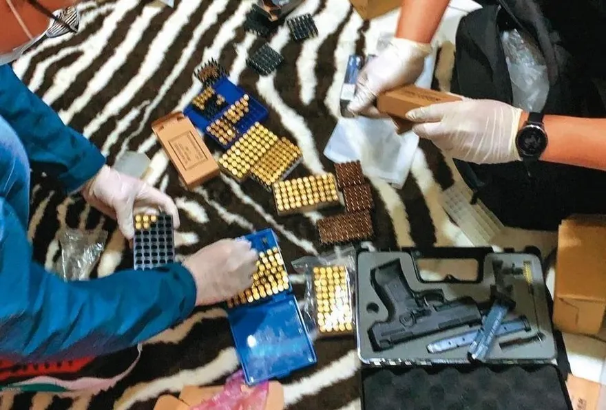 「槍天堂」查獲13槍、963彈　老闆辯「不知具殺傷力」被重判8年