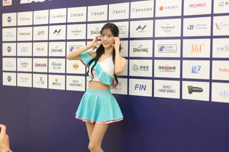 影/「釜山女神」李晧禎熱舞甜度破表！最愛的台灣美食竟是這個