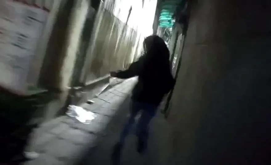 影/女通緝犯車藏毒！心虛謊報身分證跳車逃逸　同車3人下場慘