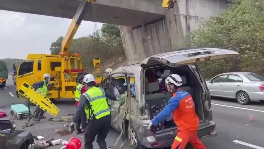 吃喜酒上國道臟器外露亡！電纜施工釀1死「台電收6萬罰單」　高公局說話了