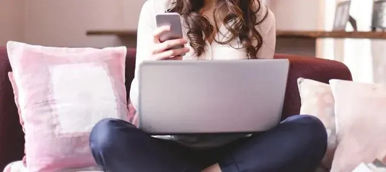 快下載！LINE「9款免費貼圖」　醜白兔、疊字生物可用半年