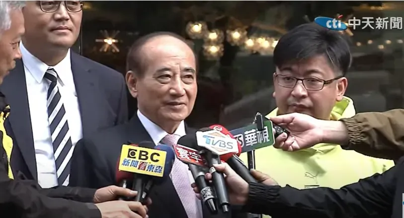 影/拜會王金平歸隊挺侯康？ 謝典林未鬆口：25日後會正式表態