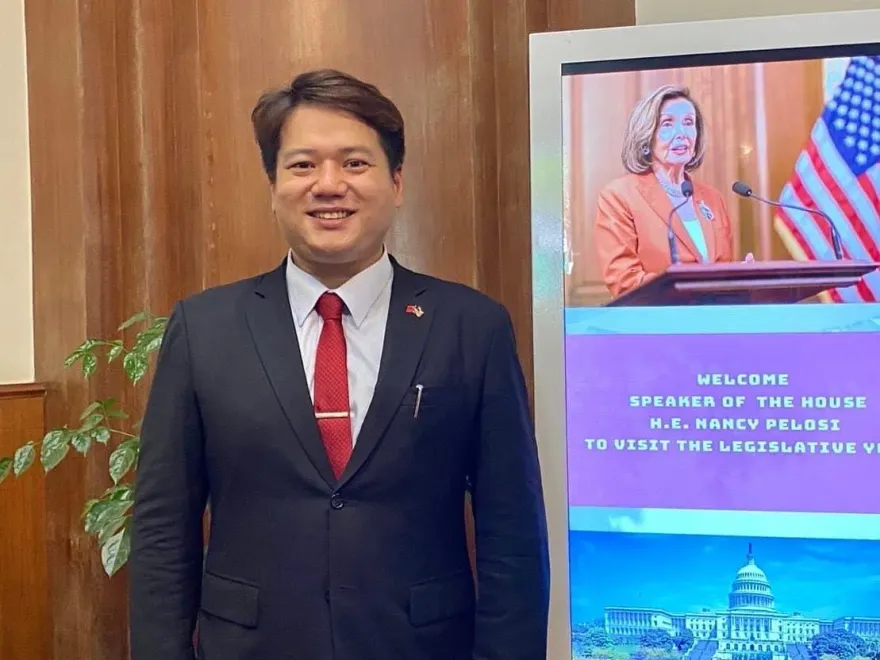 卸任立委即接任新竹市副市長　邱臣遠發聲：秉持「天道酬勤」為民服務