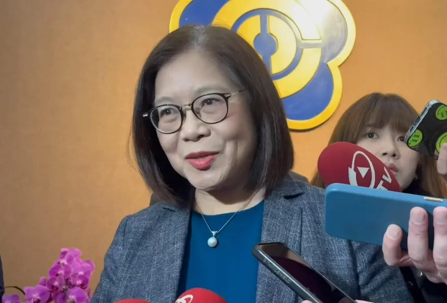 謝志偉護航管碧玲軍演吃大餐　方恩格反問德國軍售打臉