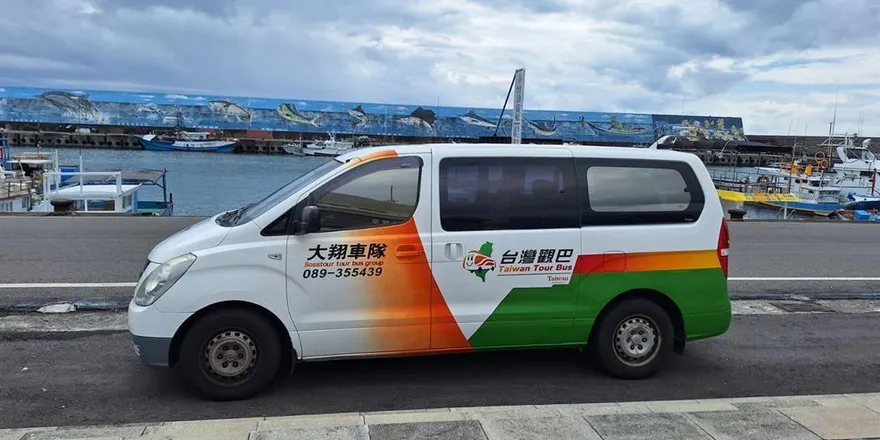 「台灣觀巴」2人同行1人免費到年底！　爽玩76條套裝行程