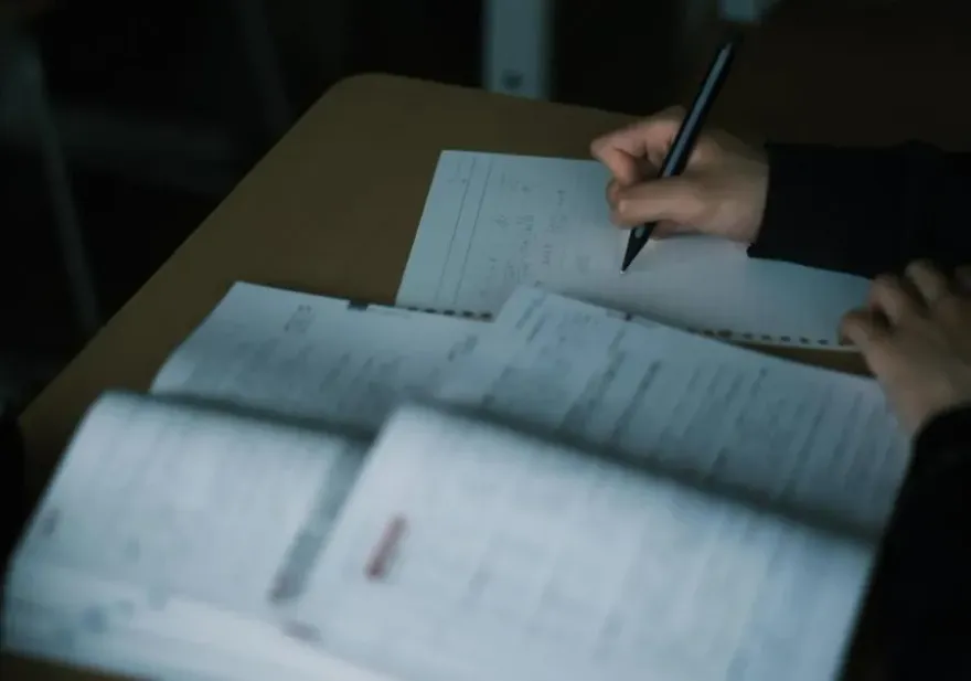 婆婆得癌症！大姑「海外讀書優越感」不肯照顧　人妻：好可悲