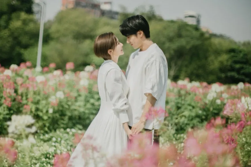 《愛的榮耀》夫妻檔成真？洪浩竣公布喜訊！