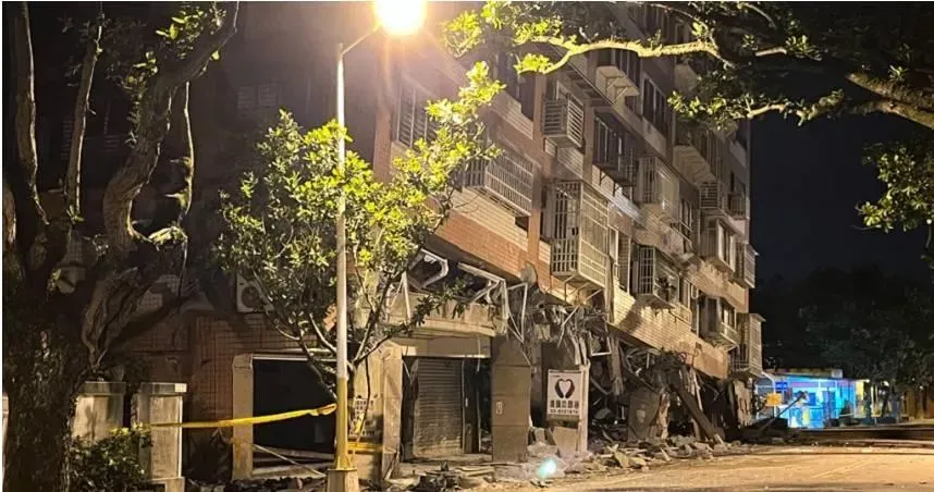 花蓮半夜狂震搖不停　水璉村老人「待路邊不敢回家」