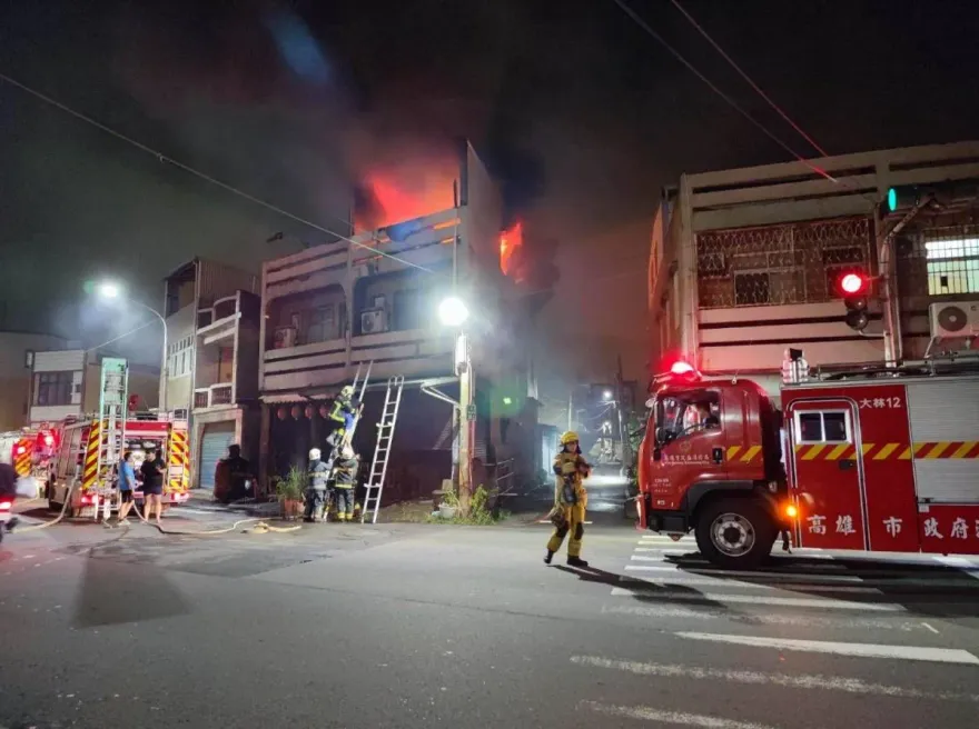 快訊/七夕深夜重大火警！高雄私人神壇竄大火　1人成焦屍