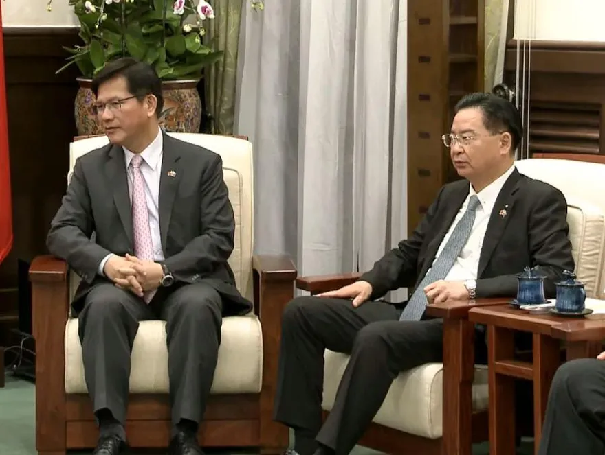 藍指林佳龍、吳釗燮內鬥有心結　總統府：錯誤訊息、脫離事實