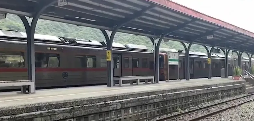 北部豪雨致平溪線停駛　台鐵啟動公路接駁4班次