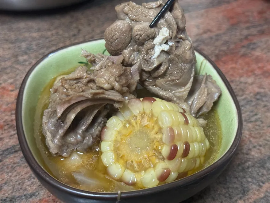 冬天吃鍋體重狂飆？營養師揭：麻油麵線一盤就450大卡