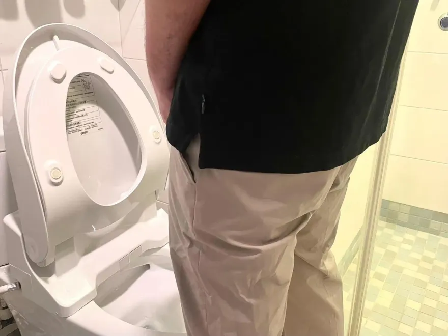60歲男頻尿又分岔！一查竟是尿道癌　醫：抽菸者風險高